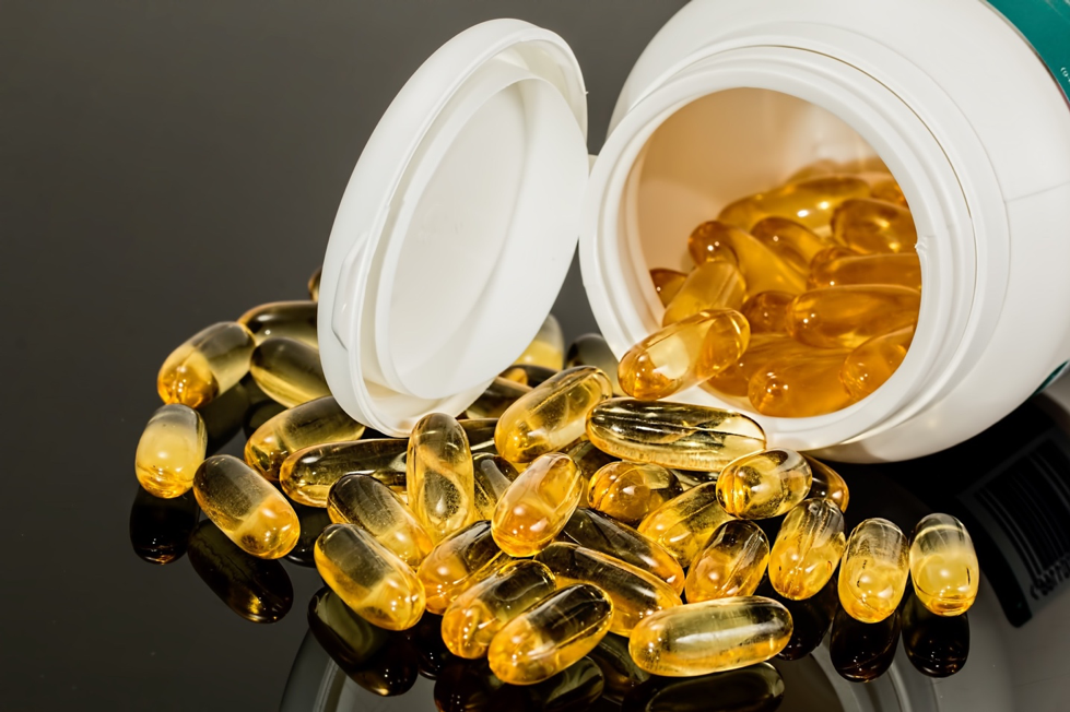 A picture containing capsules of oil
Description automatically generated
